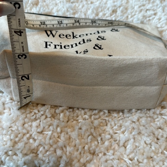 Weekends Friends Statement Canvas Travel Mini Make Up Pouch Bag Cream One Size - Picture 4 of 4
